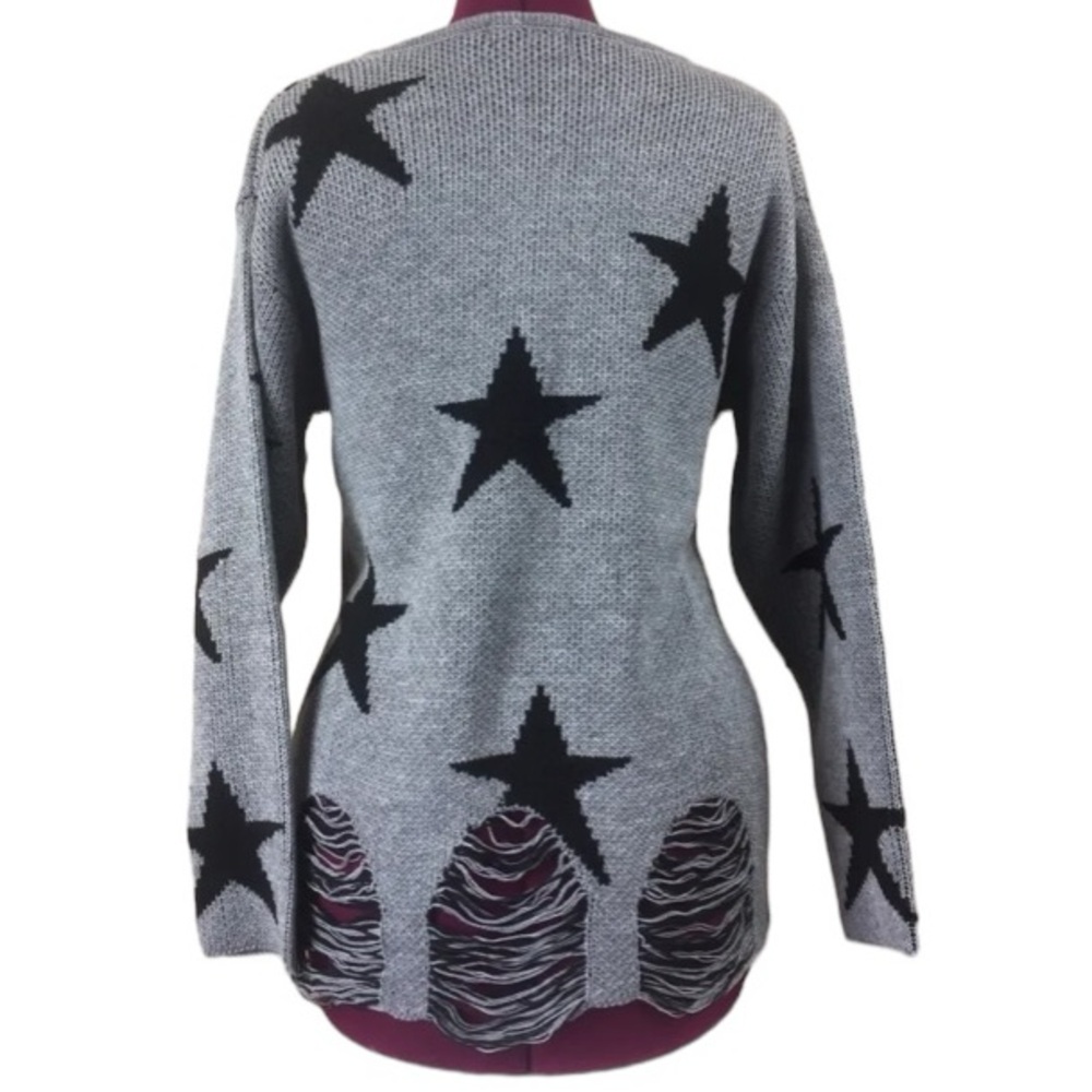 {NWT} Zenana Women's Gray Distressed Long Sleeve Pull-Over Star Sweater Top S - Picture 4 of 4